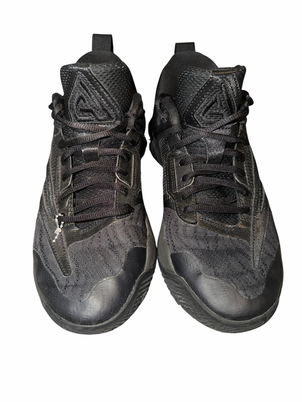 Men's Low-Top Nike Giannis Basketball Sneakers